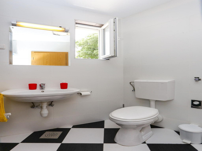 Bathroom 3, Apartments Sisic - One Bedroom Apartment with Terrace, Dubrovnik
