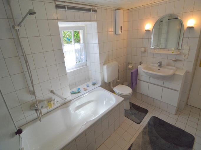 Bathroom 3, Apartment Welschbilling near Trails, Trier-Saarburg