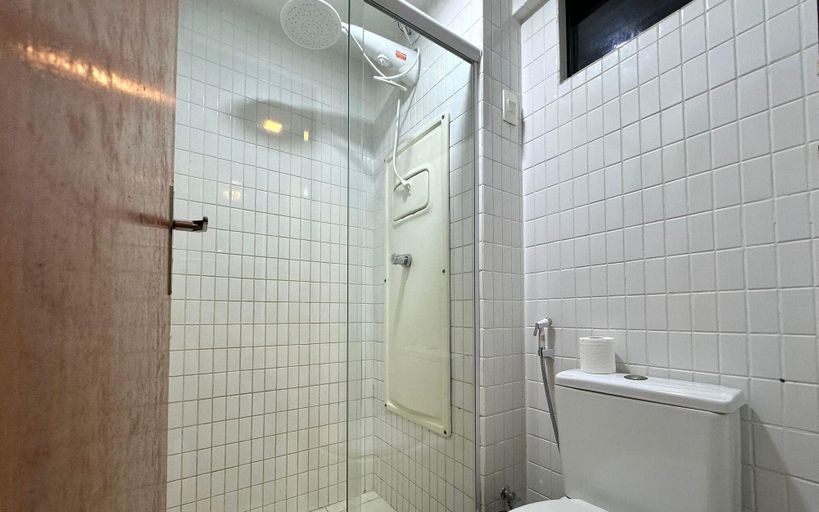 Bathroom 2, Atlântico Tambaú, João Pessoa