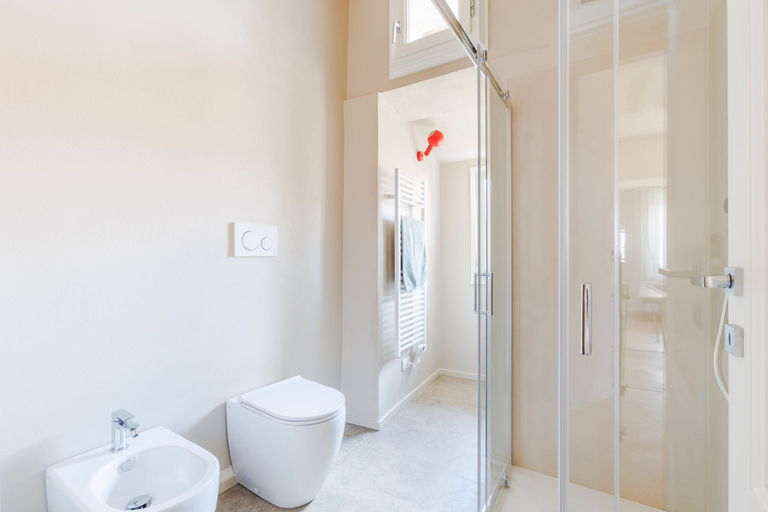 Bathroom 5, The White Lotus Penthouse, Lucca