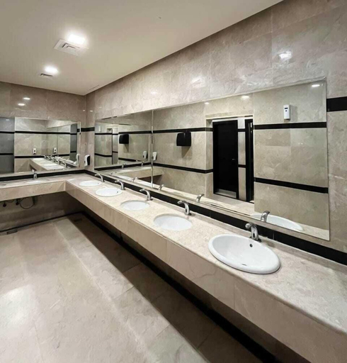 Bathroom 5, Hussain Biyari Hotel, Makkah