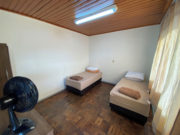 Bedroom 5, Pousada Central Campo Largo, Campo