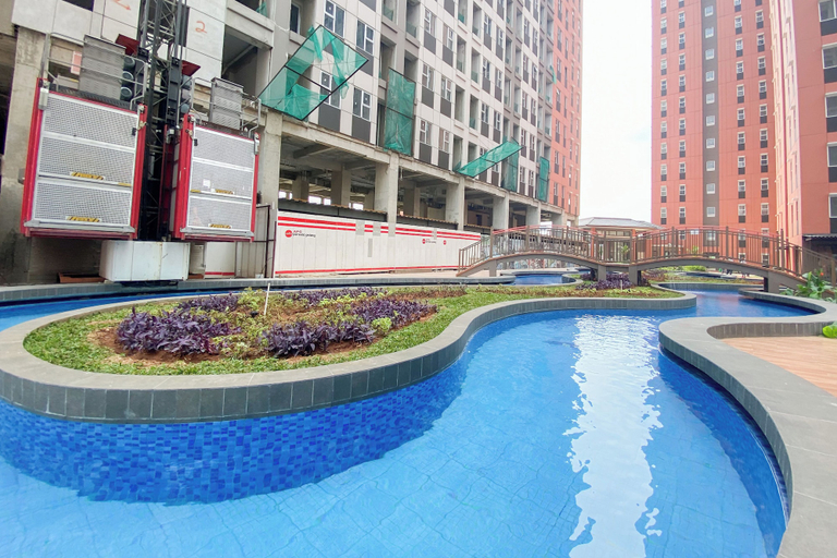 Exterior & Views 2, Cozy And Enjoy Living Studio Transpark Juanda Bekasi Timur Apartment, Bekasi