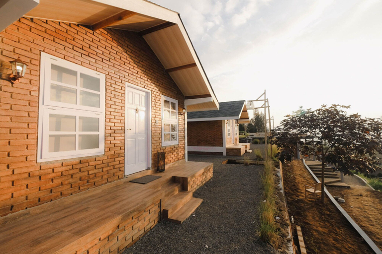 Exterior & Views 2, Desa Kepompong by Sinergi, Semarang