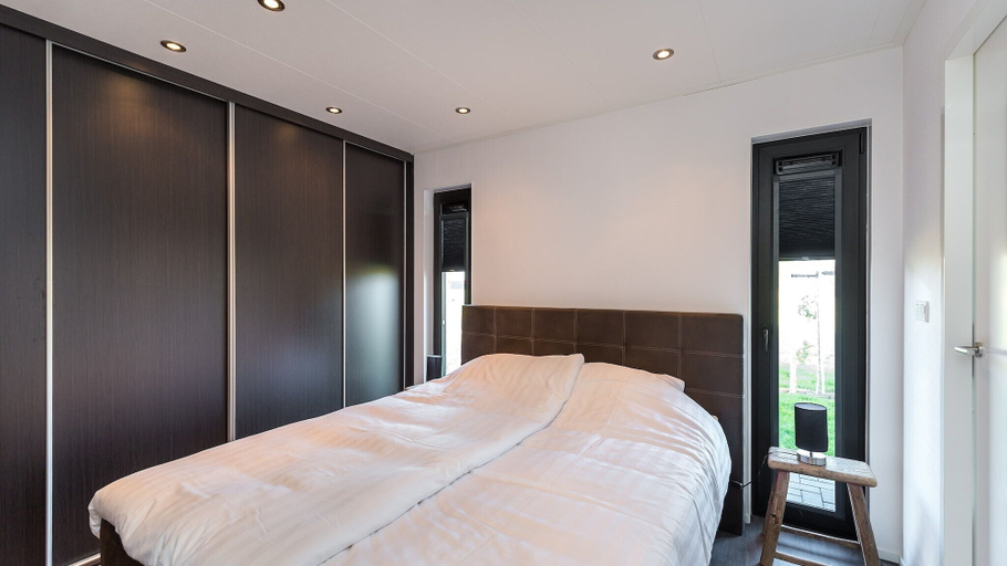 Bedroom 2, Summio Vakantiepark Zeedijk, Dirksland