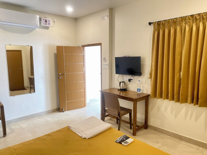 Others 5, Serene Guest House, Viluppuram