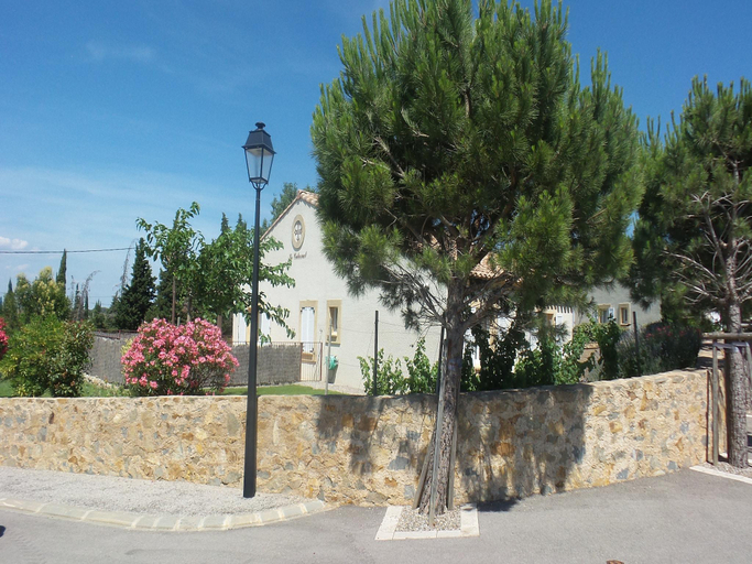 Others 3, Comfortable villa with jacuzzi, Aude