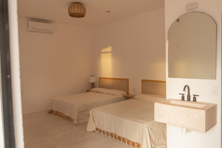 Bedroom 2, La Punta Ocean Breeze Suites - Palapa Suite, Dist. Pochutla
