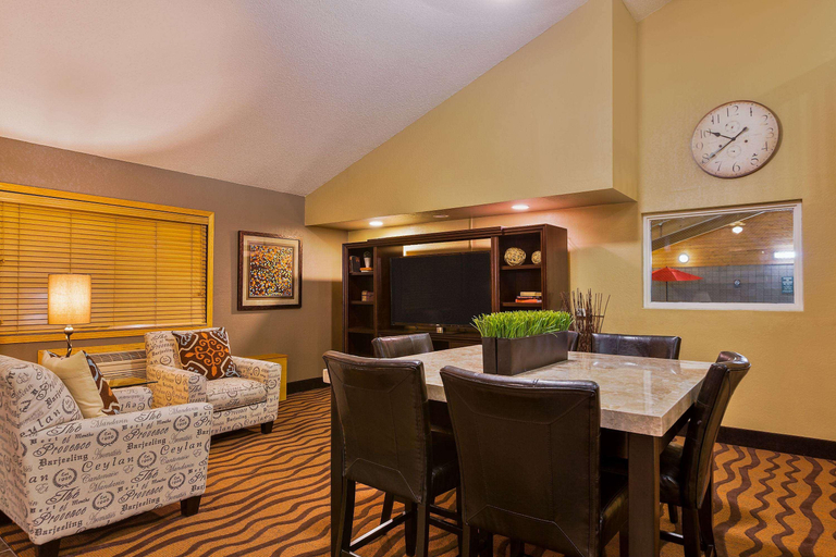 Public Area 2, AmericInn by Wyndham Algona, Kossuth