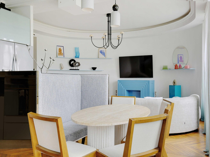 Others 5, Spacious home in Paris-Republique, Paris