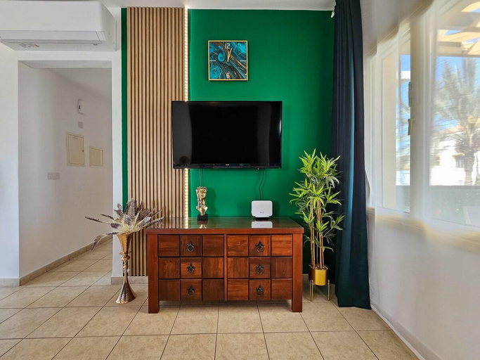 Others 2, Aphrodites Pearl luxury 3 bed apartment