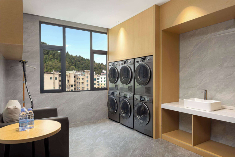 Bathroom 4, Days Inn By Wyndham Zunyi Conference Site, Zunyi