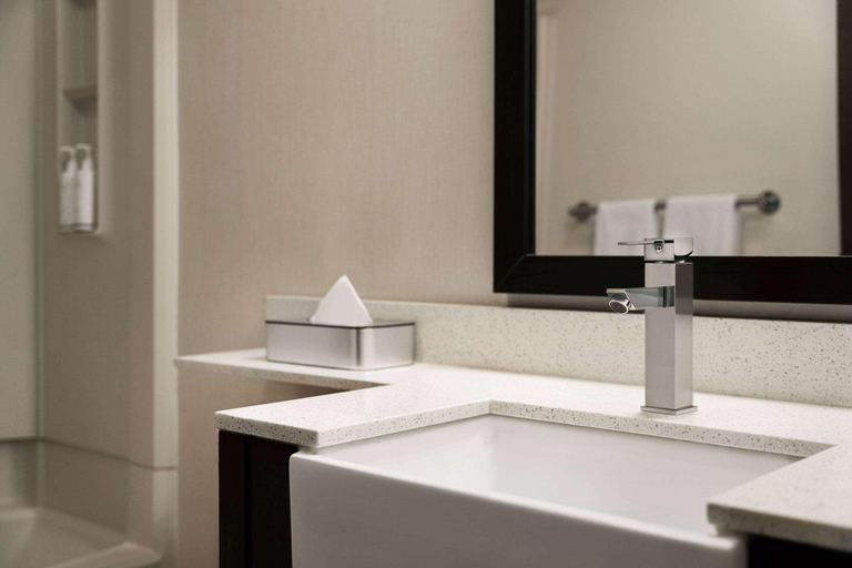 Bathroom 4, Days Inn&Suites By Wyndham Lancaster Amish Country, Lancaster