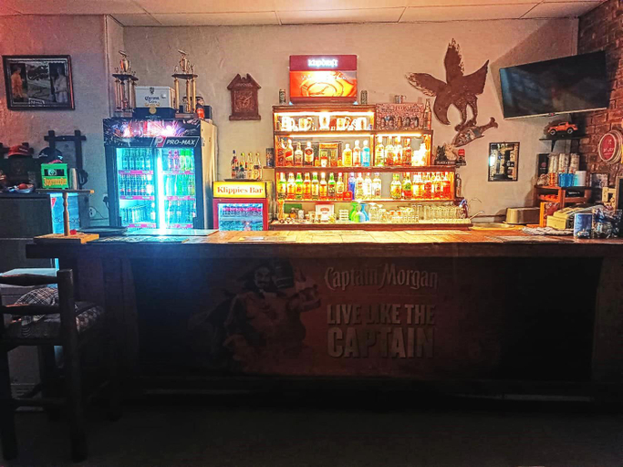 Food & Drinks 5, Westvaal Holiday Resort, Fezile Dabi