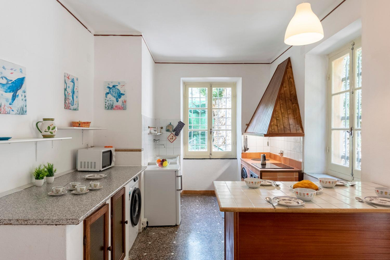 Kitchen 5, Mulinetti Houses, Genova