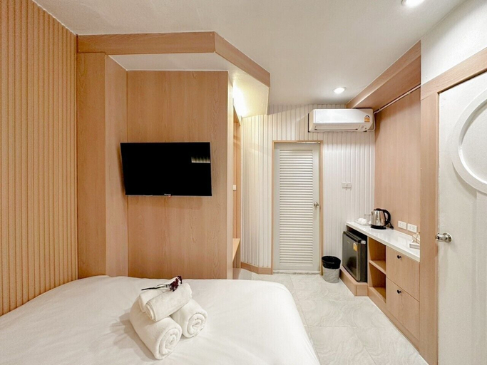 Bedroom 4, Thrive Hotel, Wattana
