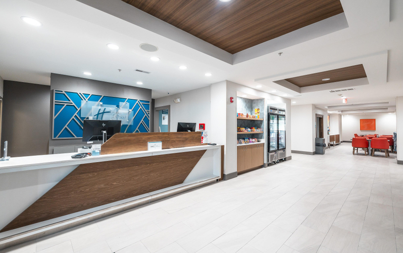 Public Area 2, Holiday Inn Express & Suites SAINT ROBERT - LEONARD WOOD by IHG, Pulaski
