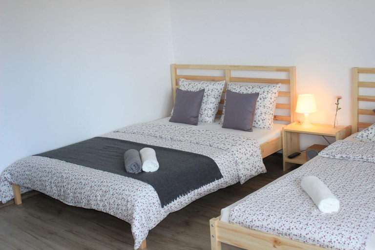 Bedroom 2, Pokoje i Apartamenty na Szkolnej, Chrzanów