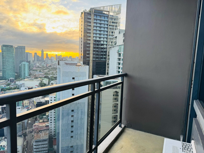Others 4, Makati City Poblacion, Makati City