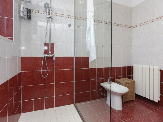 Bathroom 3, Apartment in Kastel Gomilica near the Sea, Kaštela