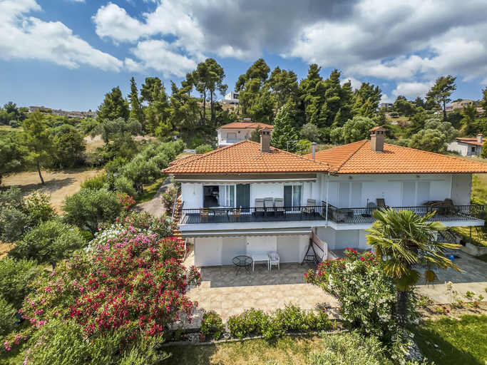 Exterior & Views 2, Magdalini's Seaview House - Pefkohori, Central Macedonia