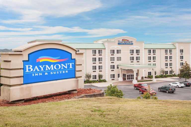 Exterior & Views 2, Baymont by Wyndham Hot Springs On the Lake, Garland