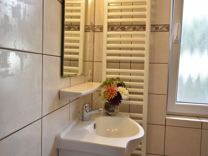 Bathroom 3, Ferienwohnung in Pepelow nahe der Ostsee, Rostock