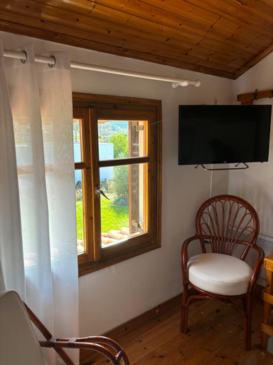 Others 4, Marias Apartments, Central Greece