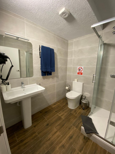 Bathroom 4, El Patio Hostal, Alicante