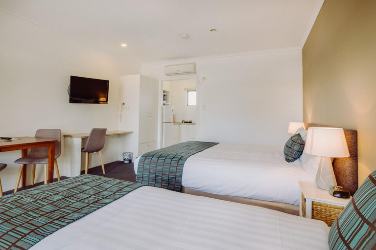Bedroom 3, Artesian Spa Motel, Moree Plains