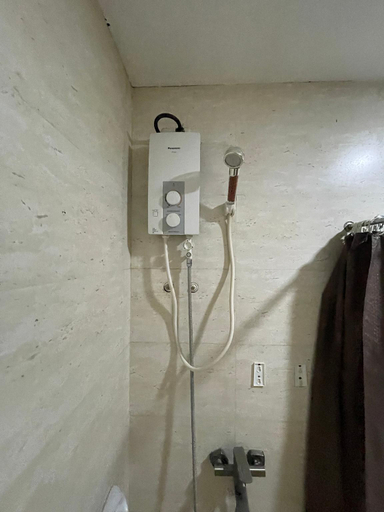 Bathroom 9
