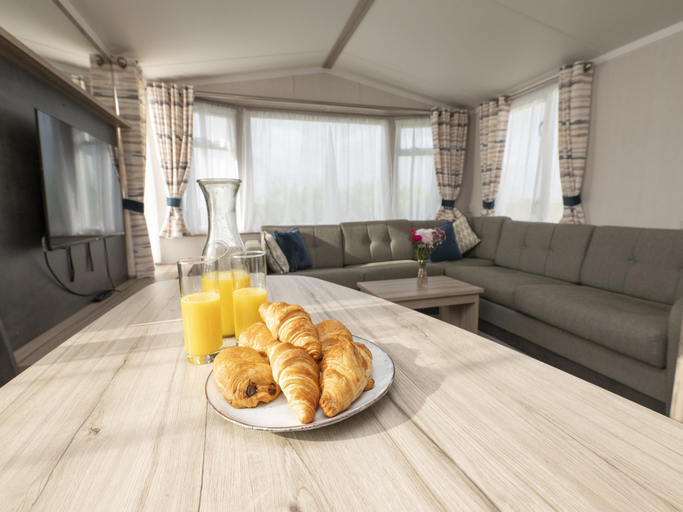 Food & Drinks, Sunsaver Caravan by Belvilla, Cornwall