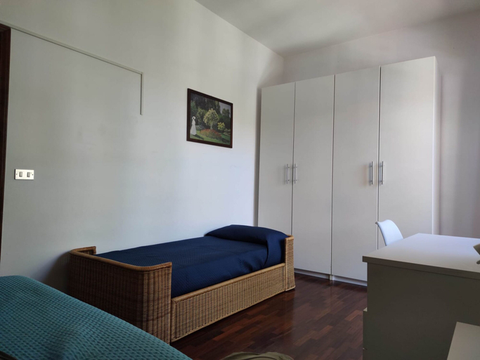 Room 2, Milano 46 in Cattolica, Rimini