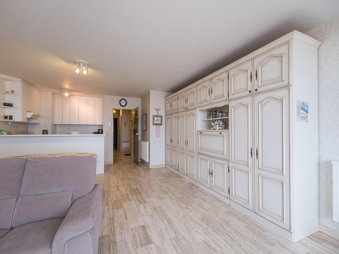 Others 4, Charming apartment with sea view, West-Vlaanderen