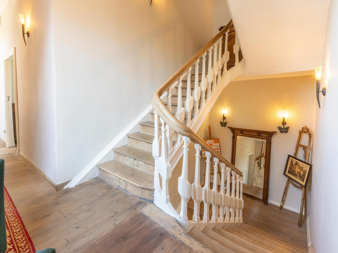 Others 5, Cozy Comfort in Cerfontaine, Namur