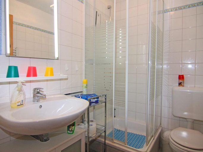 Bathroom 3, Appartementhaus Kranichblick, Breege, Vorpommern-Rügen