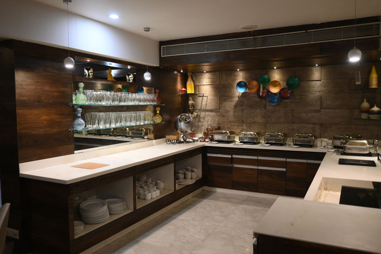 Food & Drinks 4, Hotel Ace Grand, Vadodara