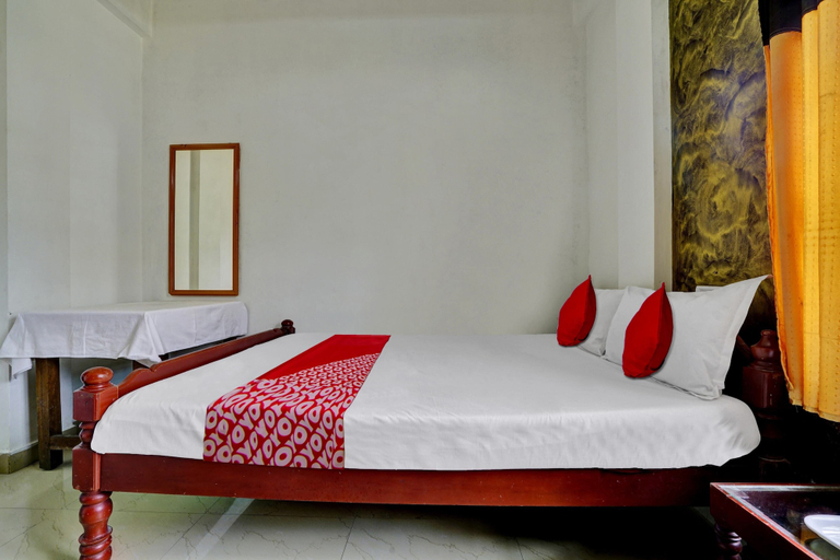 Others 5, Ammu Cottage, Idukki