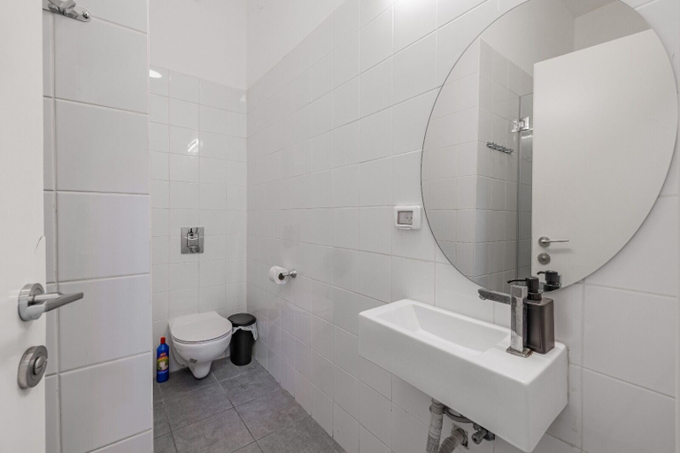 Bathroom, Allenby Spacious 6BR Home by Sea N' Rent