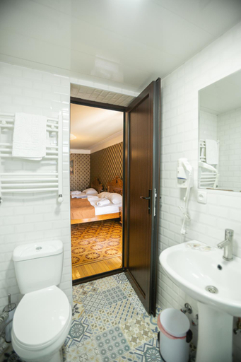 Bathroom 3, Hotel History, Tskaltubo
