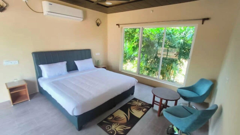 Bedroom 2, Pench Kulamama Safari Resort, Seoni