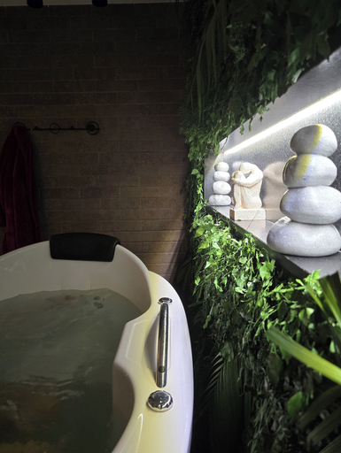 Bathroom 3, Lindo Estúdio com Jacuzzi, Sauna e Coworking, Maceió (capital)