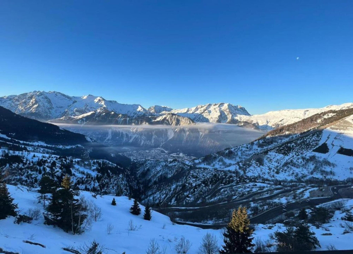 View from property 2, Apartment in Eclose With Mountain Views, Isère
