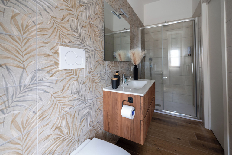 Bathroom 5, MARAF Rooms, Napoli