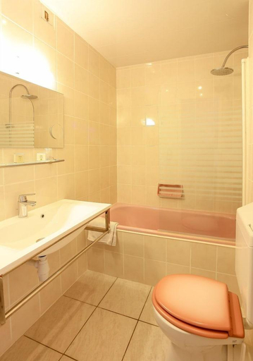 Bathroom 3, Logis Hotel Restaurant les Charmettes, Pyrénées-Orientales