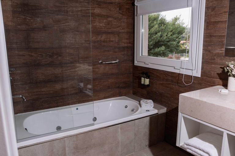 Bathroom 4, Altos de Tandil Hotel Boutique & Spa, Tandil