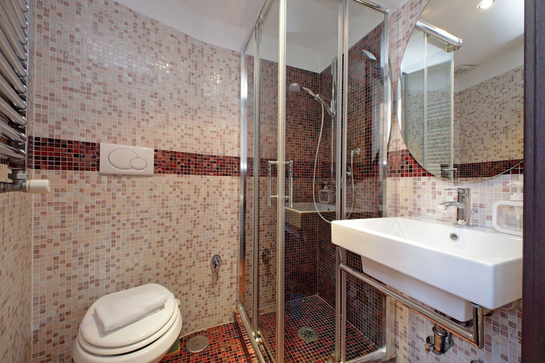 Room 4, 4bnb - Luxury Cipro Home, Rome