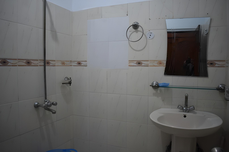 Bathroom 3, Neelum Guest House, Islamabad