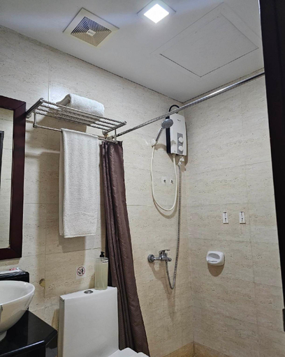 Bathroom 2