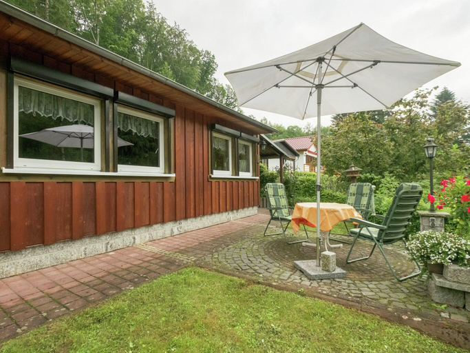 Others 5, Bungalow in Neustadt nahe Barbarossa Hohle, Nordhausen